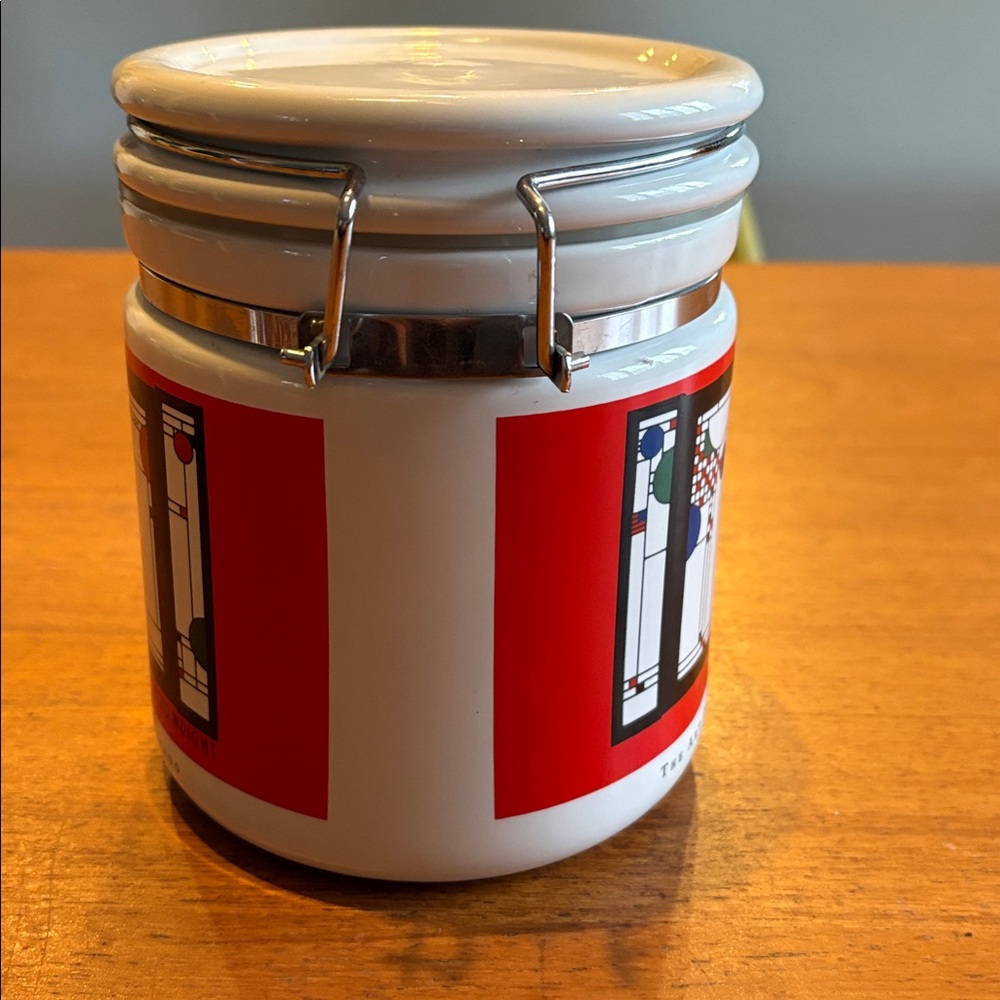 Preowned Frank Lloyd Wright cookie jar - Picture 4 of 10